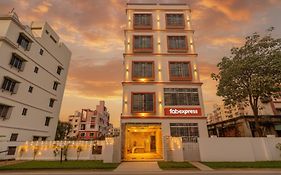 Fabexpress Step Inn - Nr Biswa Bangla Gate